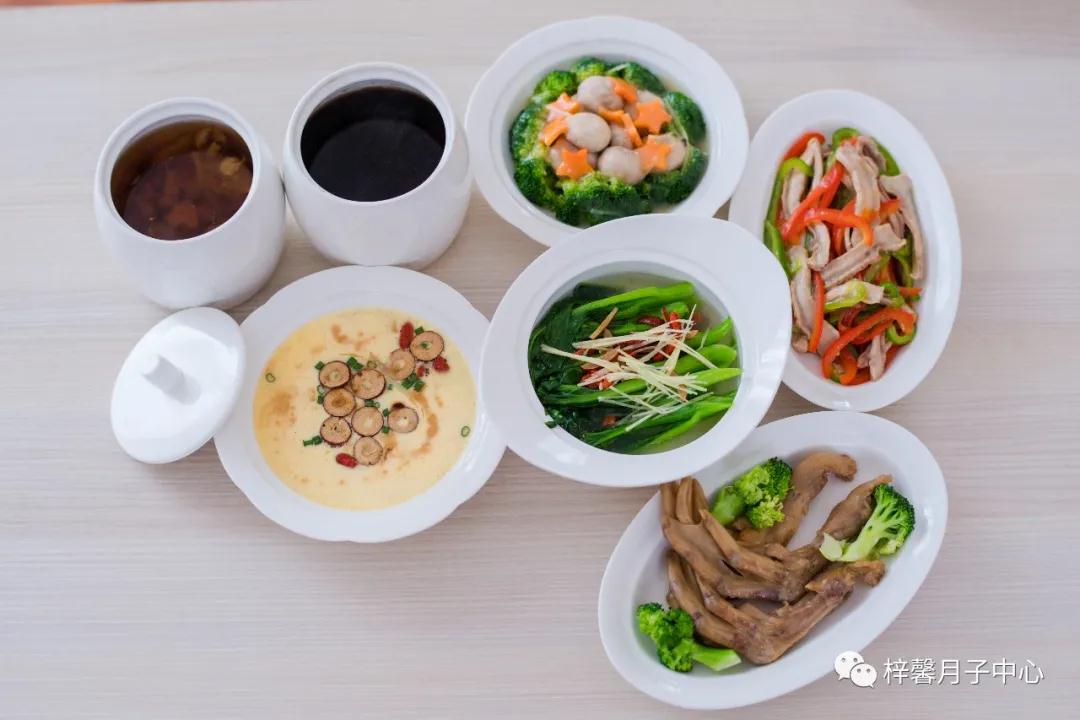 月子餐