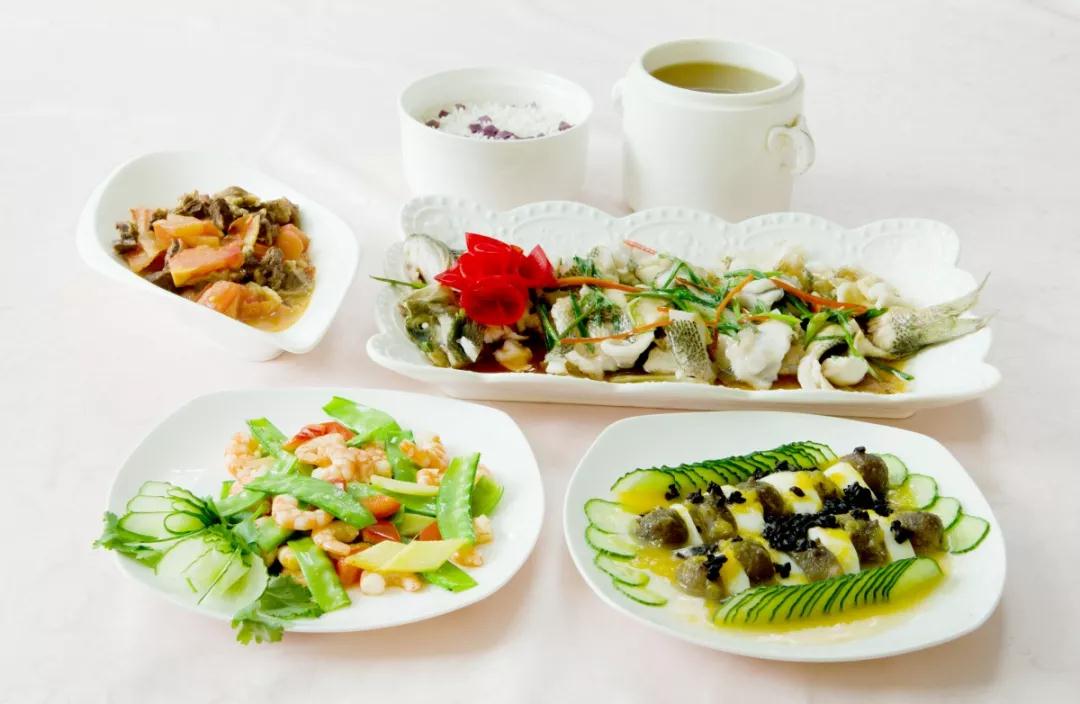 月子餐